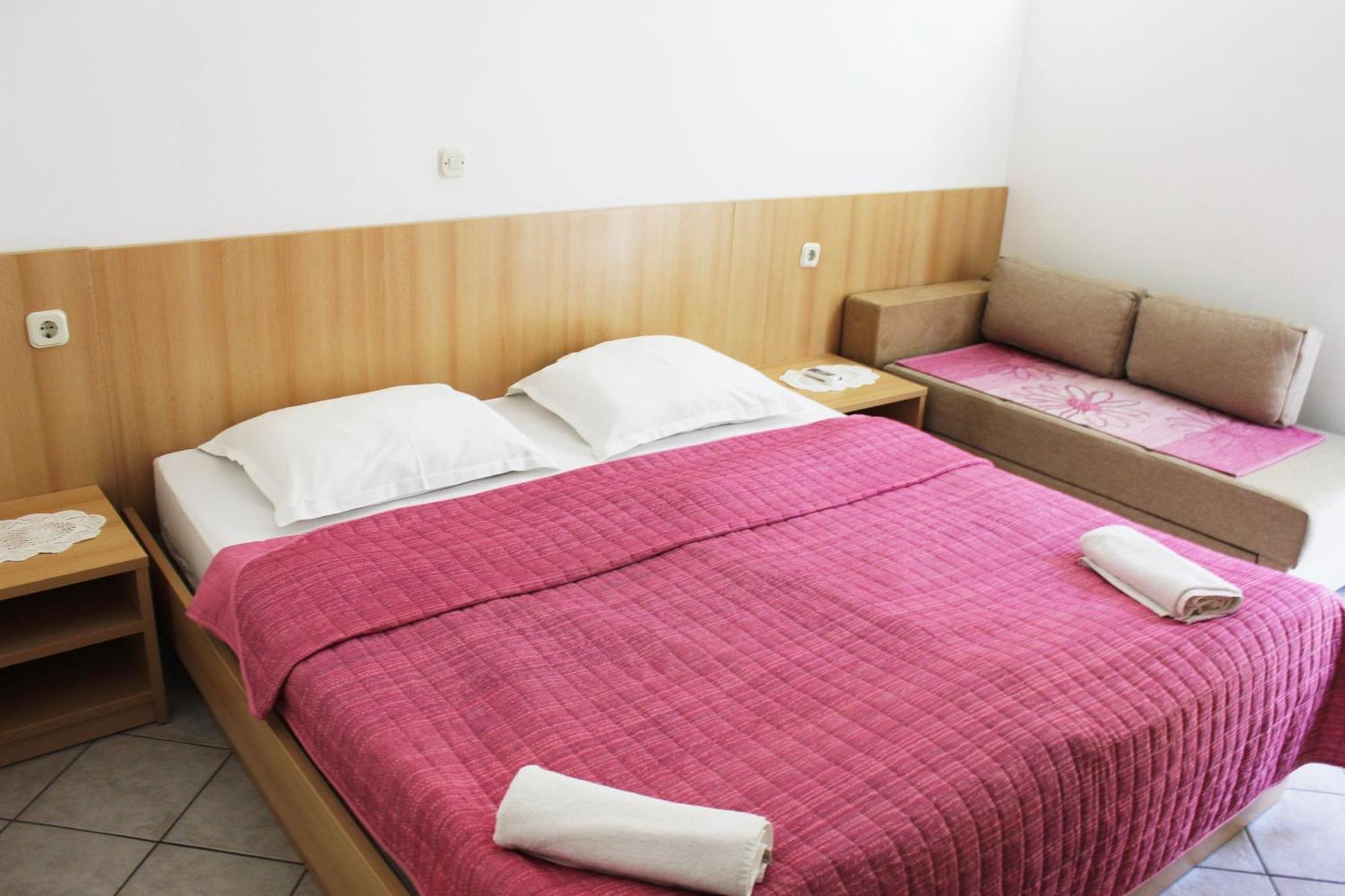 Apartments Pansion Franka Брист Екстер'єр фото