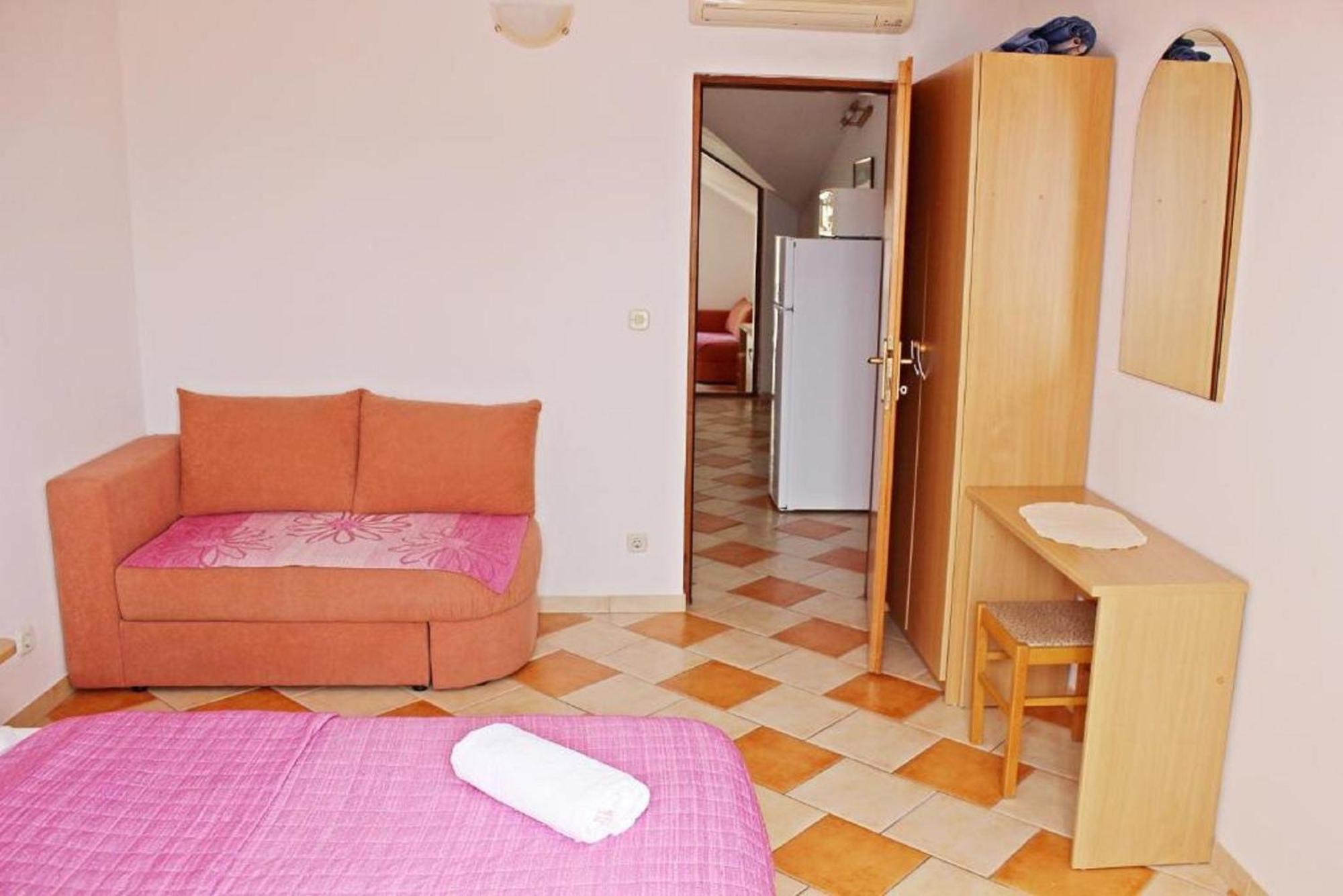 Apartments Pansion Franka Брист Екстер'єр фото