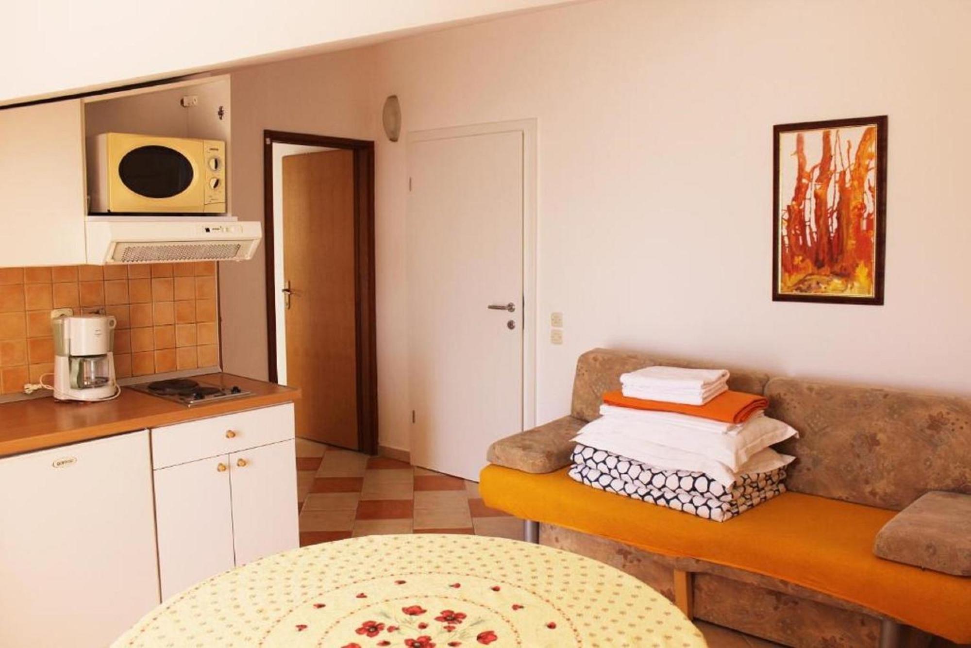 Apartments Pansion Franka Брист Екстер'єр фото